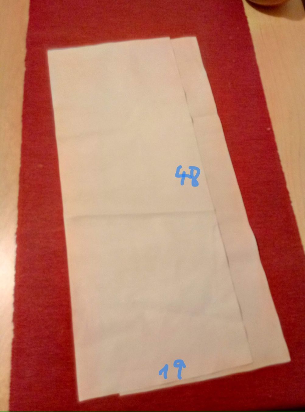 Tessuti: 500 gr de feuilles de cuir beige 1-2mm – Nuovo e nell'imballaggio originale da Genève venduto da fra_f685
