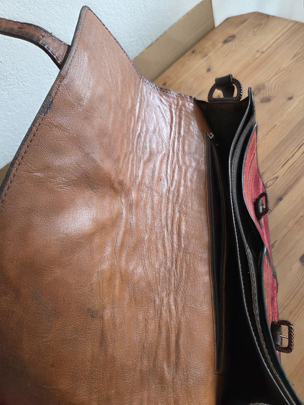 Valigie & Borse: Ledertasche – Usato da Strengelbach venduto da Kilibilli 2
