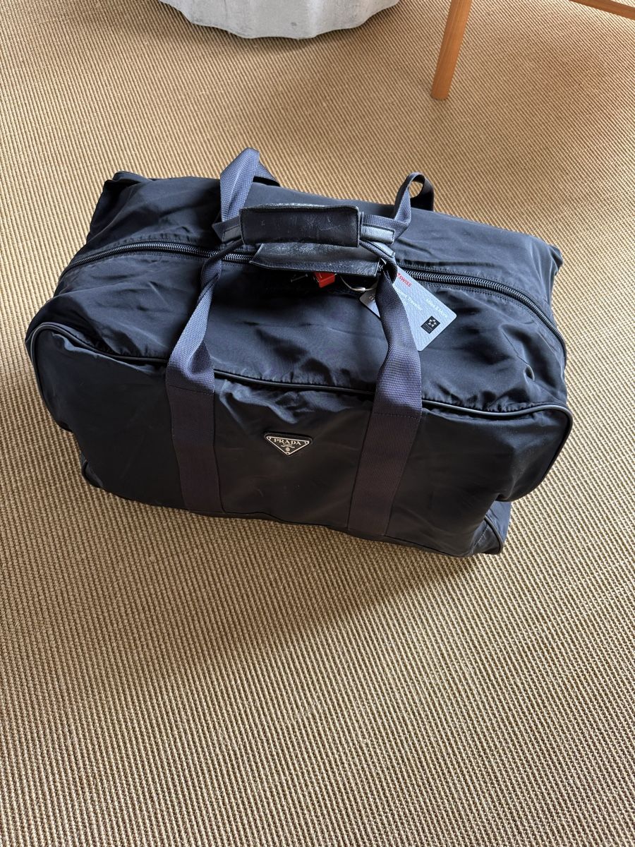 Prada Borse: Prada Reisetasche Nylon schwarz – Usato da Zürich venduto da Ralph12345