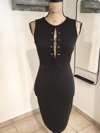Kleid Tally Weijl schwarz Grösse S guter Zustand