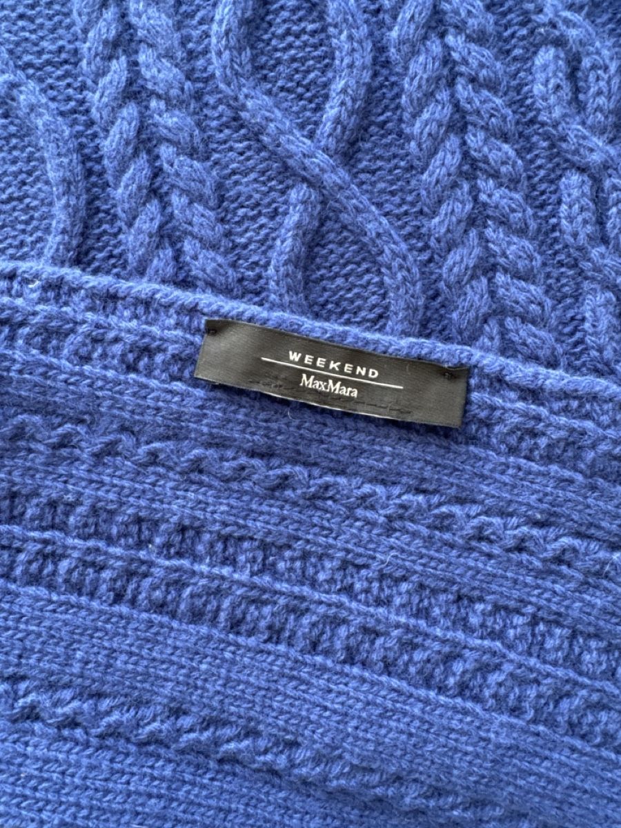 Max Mara Foulard & Sciarpe: Écharpe Weekend MaxMara bleu cobalt, chaude et douce! – Nuovo (secondo la descrizione) da Les Acacias venduto da Janar 2