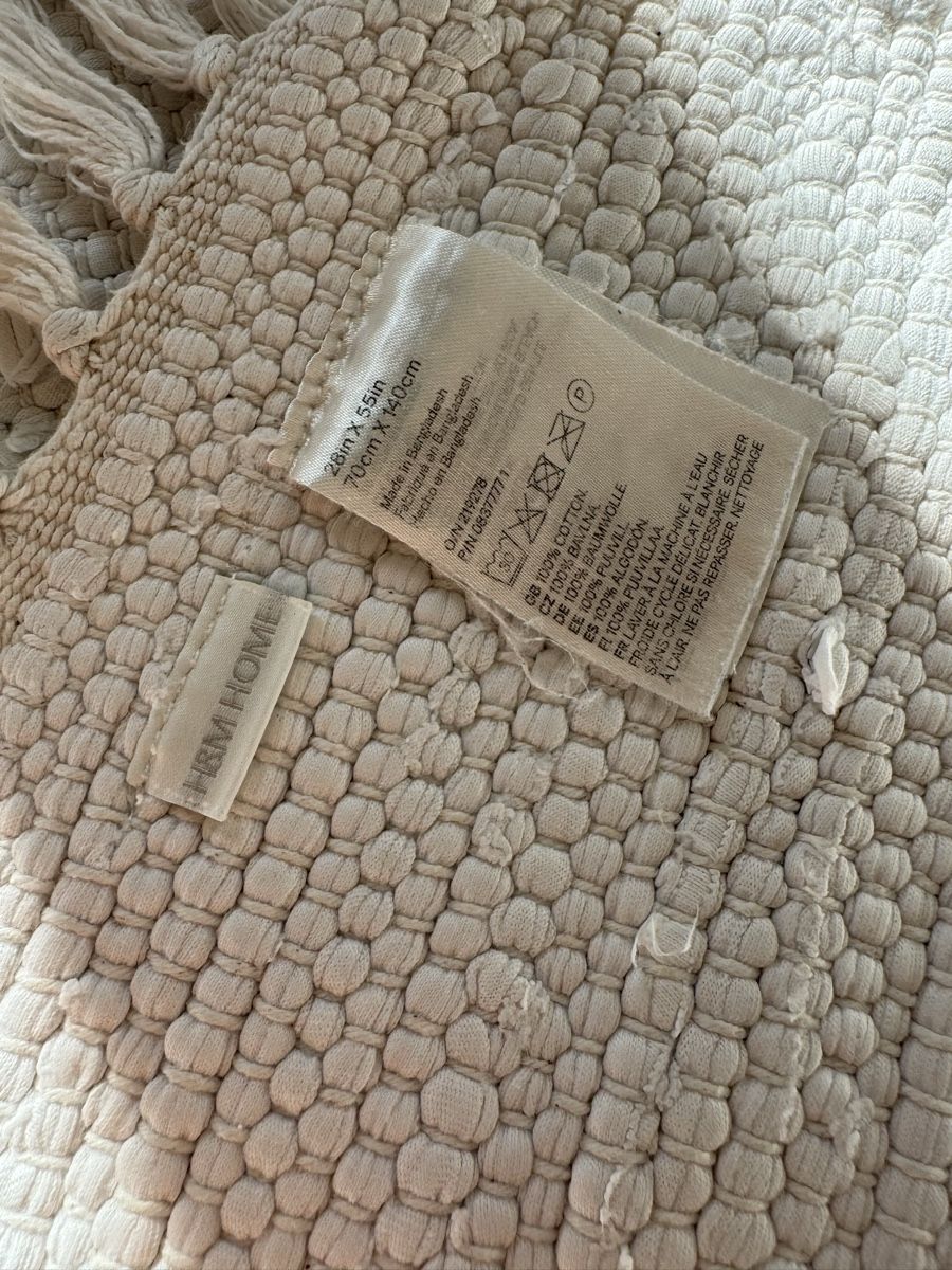 H&M Tapis: H&M Home Teppich 70x140 – D'occasion à Zürich par cla_mz9s 2