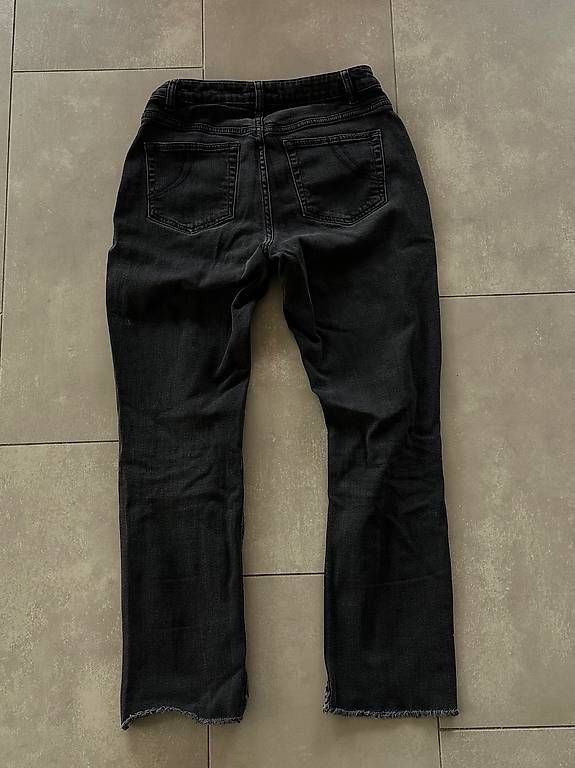 Maje Jeans: Jean Maje taille 40 – Usato da Montpreveyres venduto da Donlaeti25 1