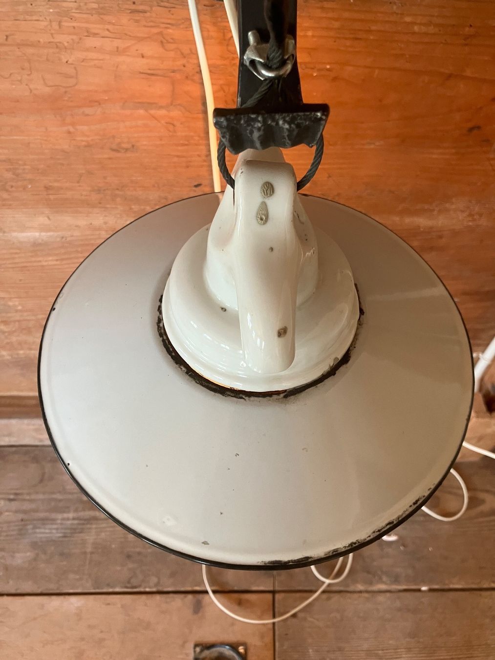 Lampen: Hängelampe, Lampe, Stalllampe, Wandlampe – Gebraucht aus Neftenbach von 889095 5