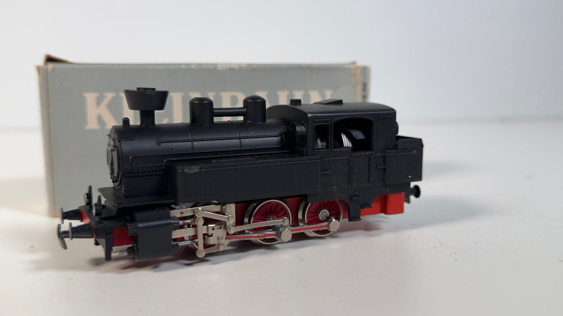 Kleinbahn Modellini di ferrovie: Kleinbahn H0: Dampflok D 120, mit Licht, DC-analog – Usato da Zürich venduto da Hedwig-steig