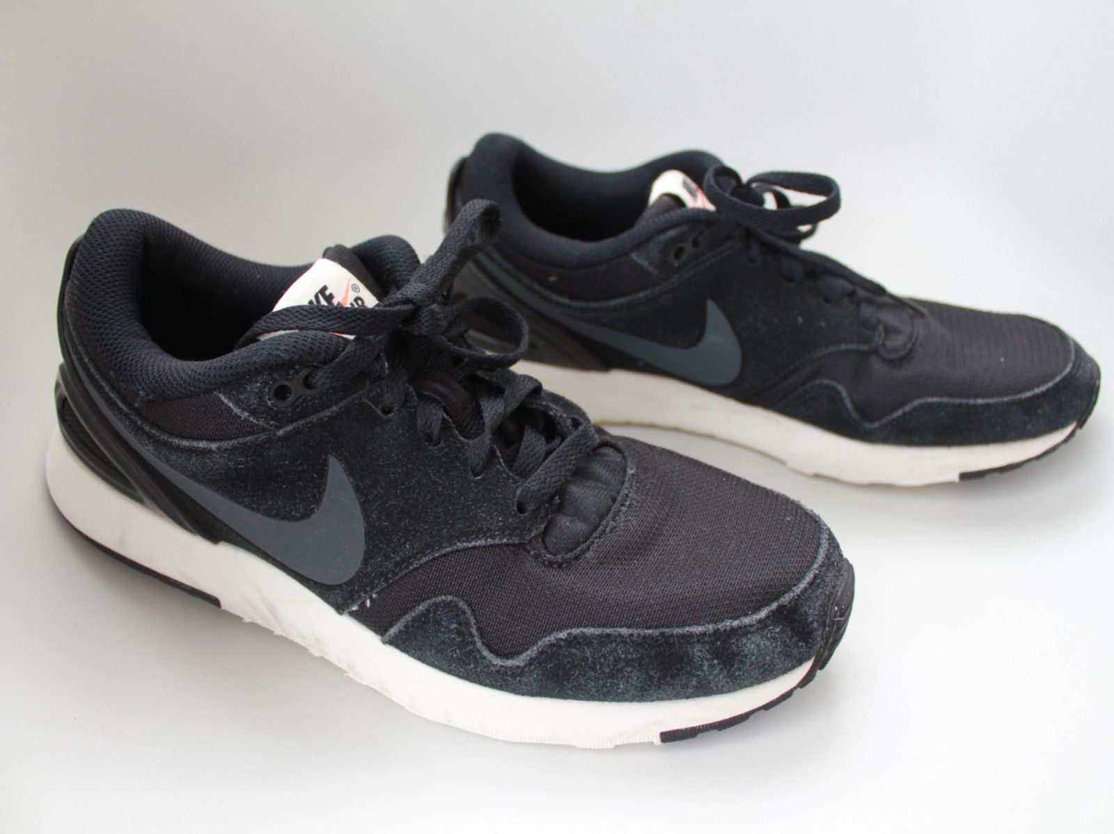 Nike Scarpe per ragazzi: Baskets Nike Air   t. 40.5 – Usato da Peseux venduto da Gilloss 1