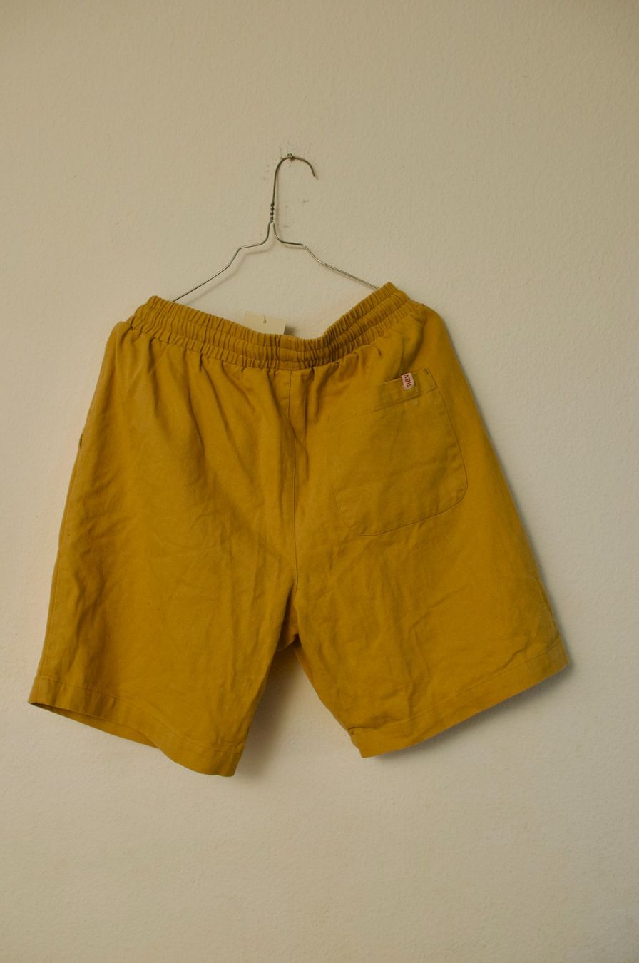 Revolution Pantaloni: Shorts Revolution – Nuovo (secondo la descrizione) da Zürich venduto da amarkin 1