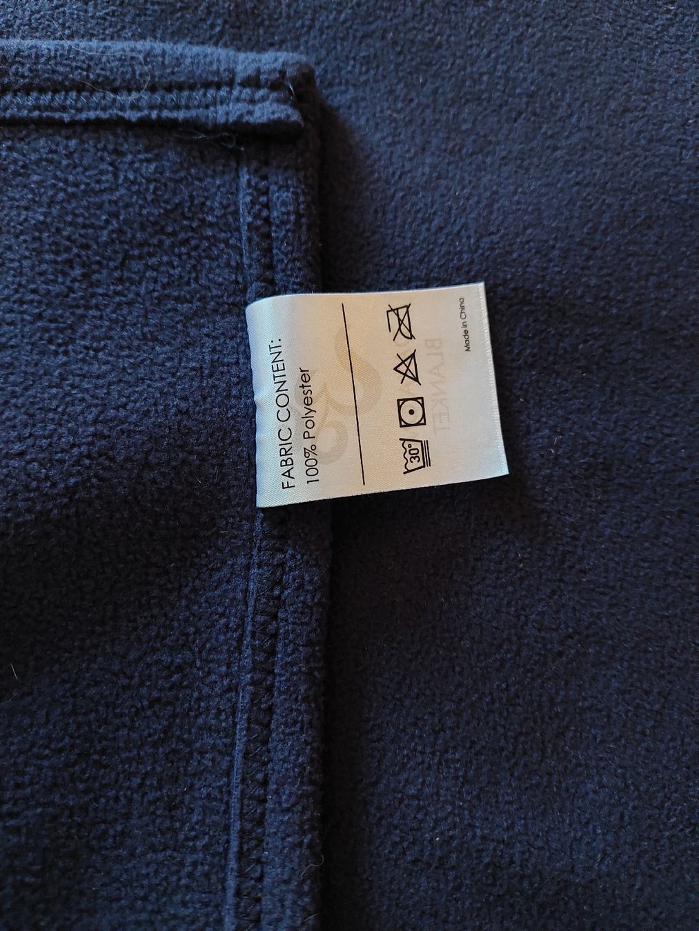 Coperte: 5 Stk.Yogadecken mit aufgesticktem Om Zeichen – Nuovo (secondo la descrizione) da Niederoenz venduto da Tleila 1