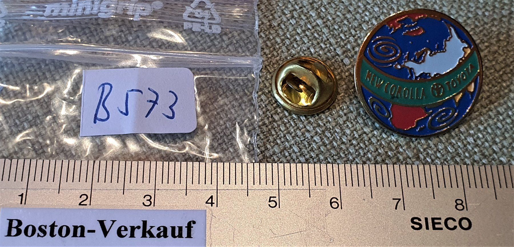 Spille: B573 - Pin New Corolla Toyota Logo – Usato da Reinach BL venduto da Boston-Verkauf 2