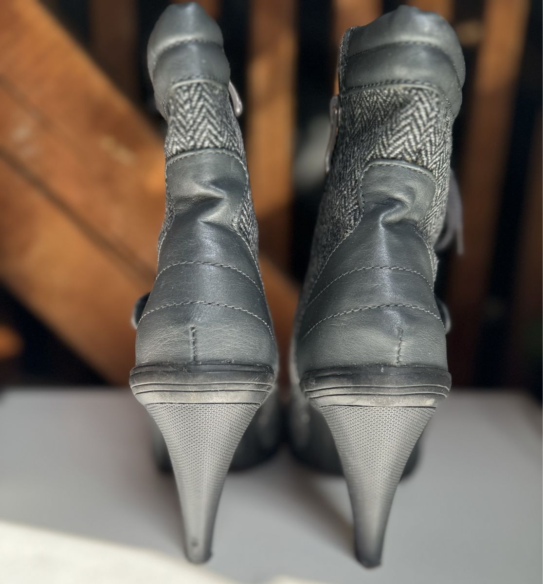 Scarpe da donna: Schnürstiefel – Usato da Zollikofen venduto da AureusManus 1