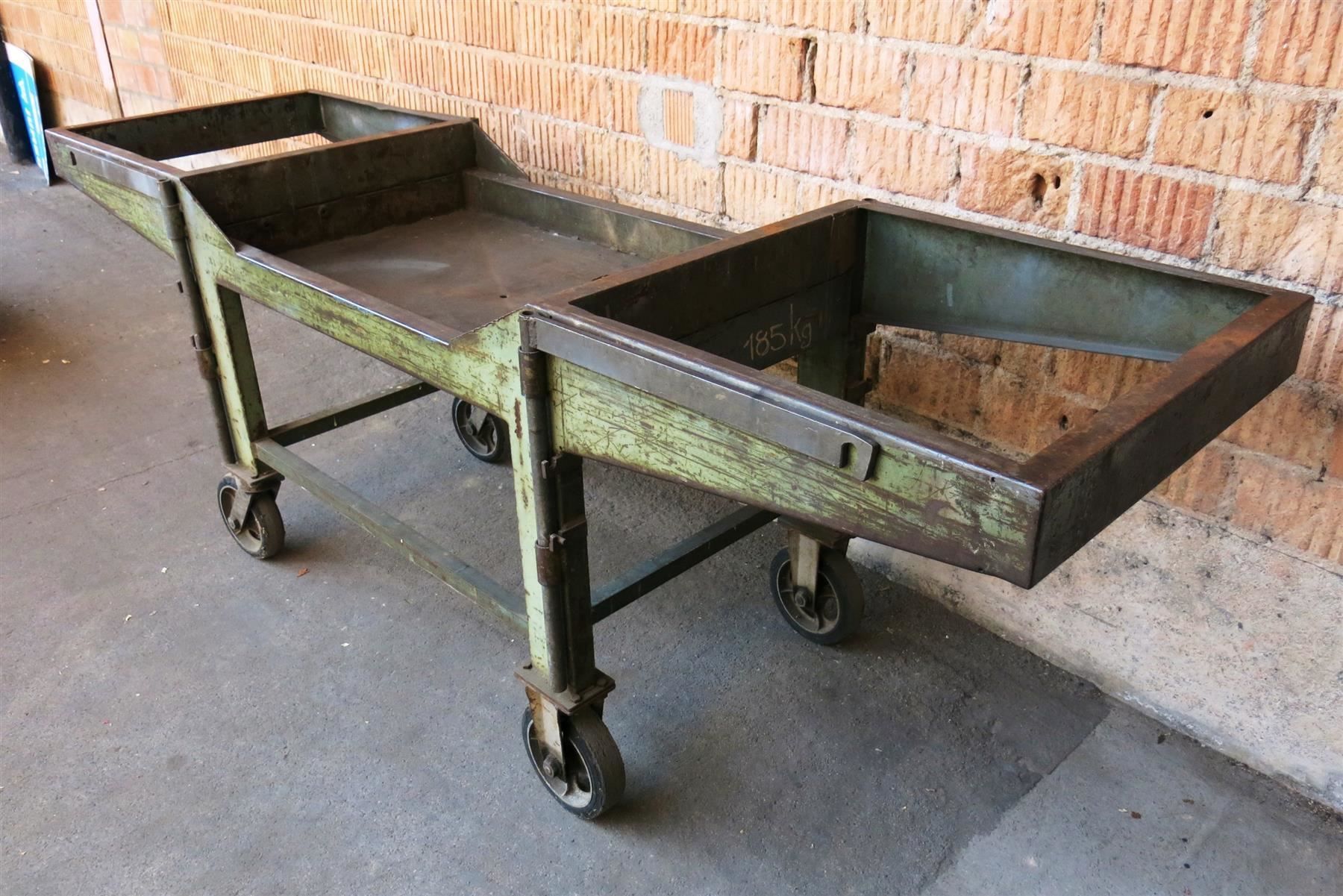 Transportwagen: Wagen Industrial Design, Schwerlastwagen – Gebraucht aus Laufenburg von Sirluger 1