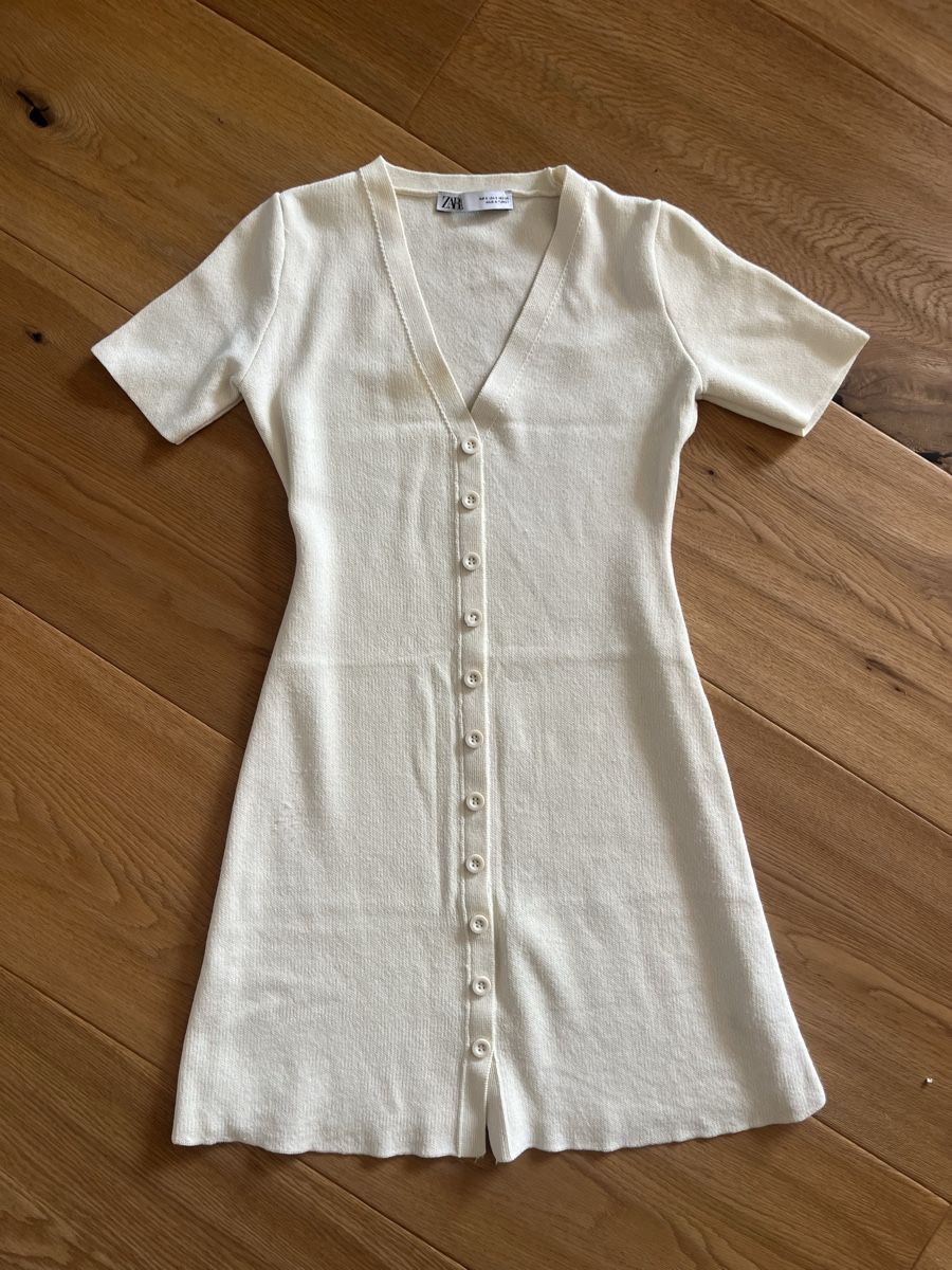 Zara Vestiti: Zara Strickkleid in Creme, Grösse S – Usato da Riehen venduto da SalomeTramer