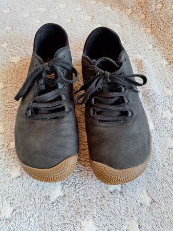 Merrell Barfussschuh Damen Gr. 40.5, Vibram Sohle, Schwarz