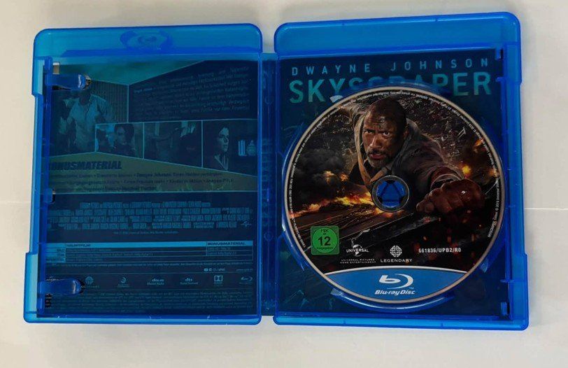 Tutti i DVDs: Skyscraper (2018)Dwayne Johnson Blu-ray – Usato da lupfig venduto da maniacs666 1