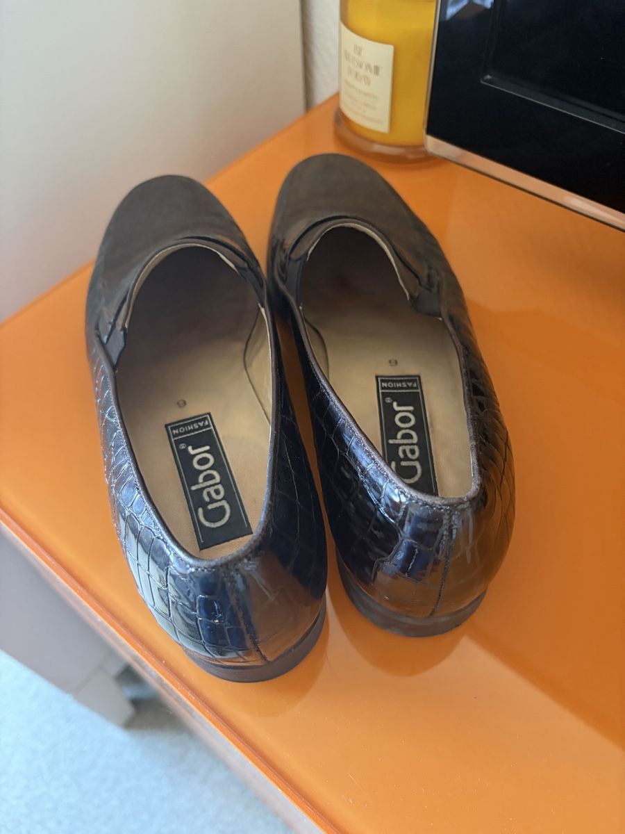 Gabor Chaussures femmes: Gabor Halbschuhe Grösse 39  – D'occasion à Basel par Brunner.T 2