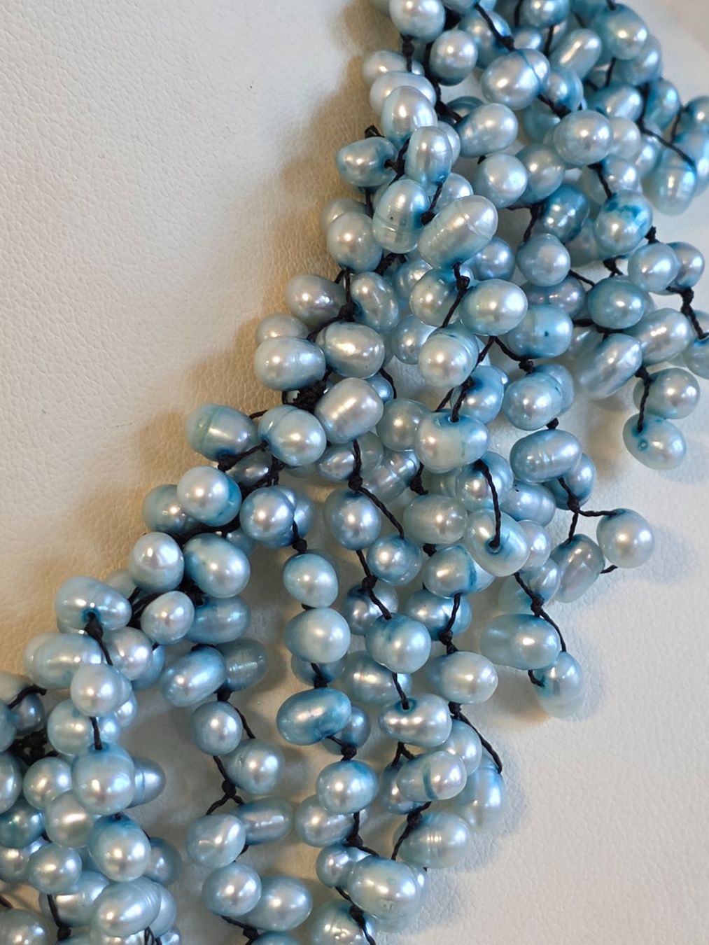 Catenine: Perlenkette mit Hunderten hellblauer Perlen – Nuovo (secondo la descrizione) da Zürich venduto da ben_mn5h 3