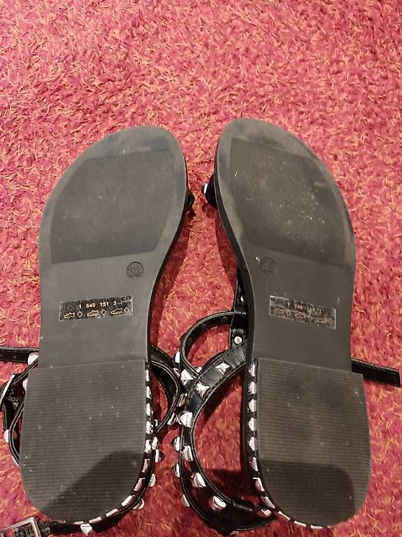 Scarpe per ragazze: Sandalen, Gr. 33 – Usato da Stalden (Sarnen) venduto da minusch015 1
