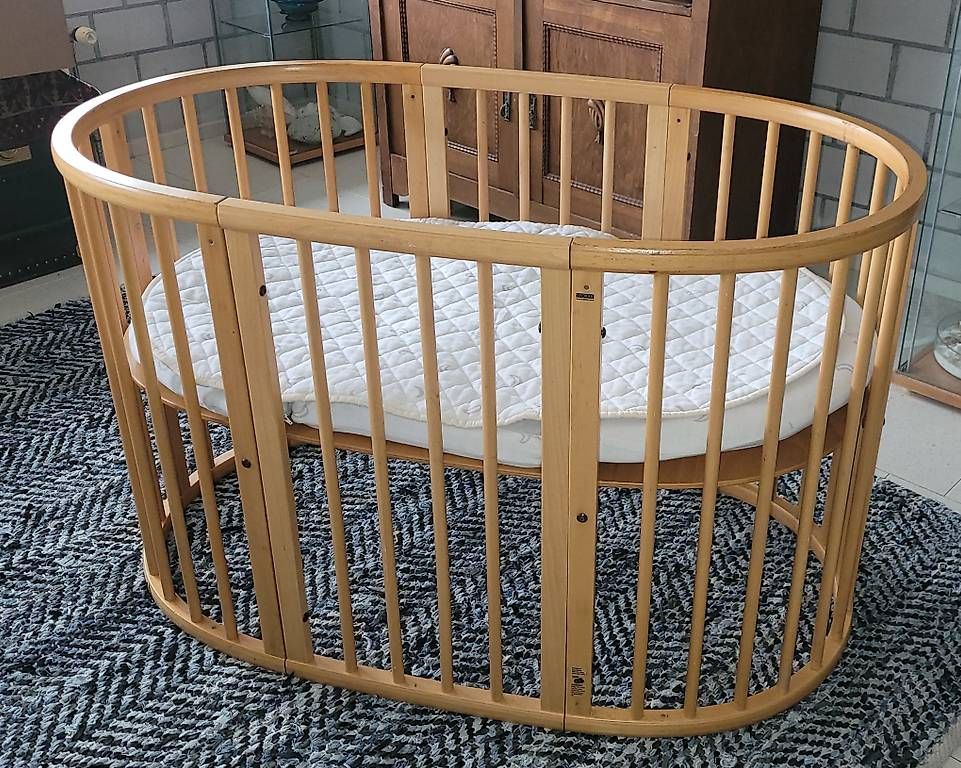 Letti: Lettino Stokke – Usato da Vezia venduto da lar_x769