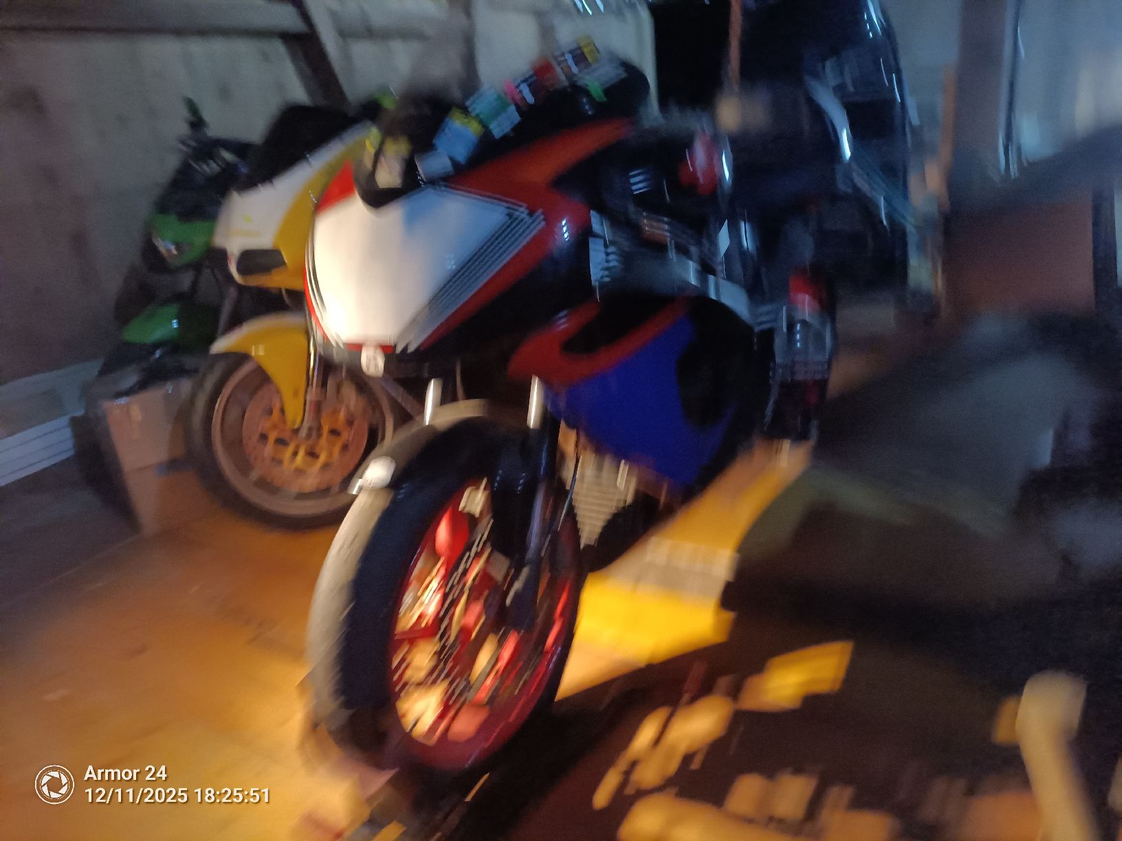 Aprilia Strada: Aprilia RSV Max 1000 – Usato da Niederlenz venduto da DaveDasWahnsinn 2