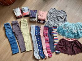 Kleiderpaket Mädchen 110/116 Übergang 21 Teile