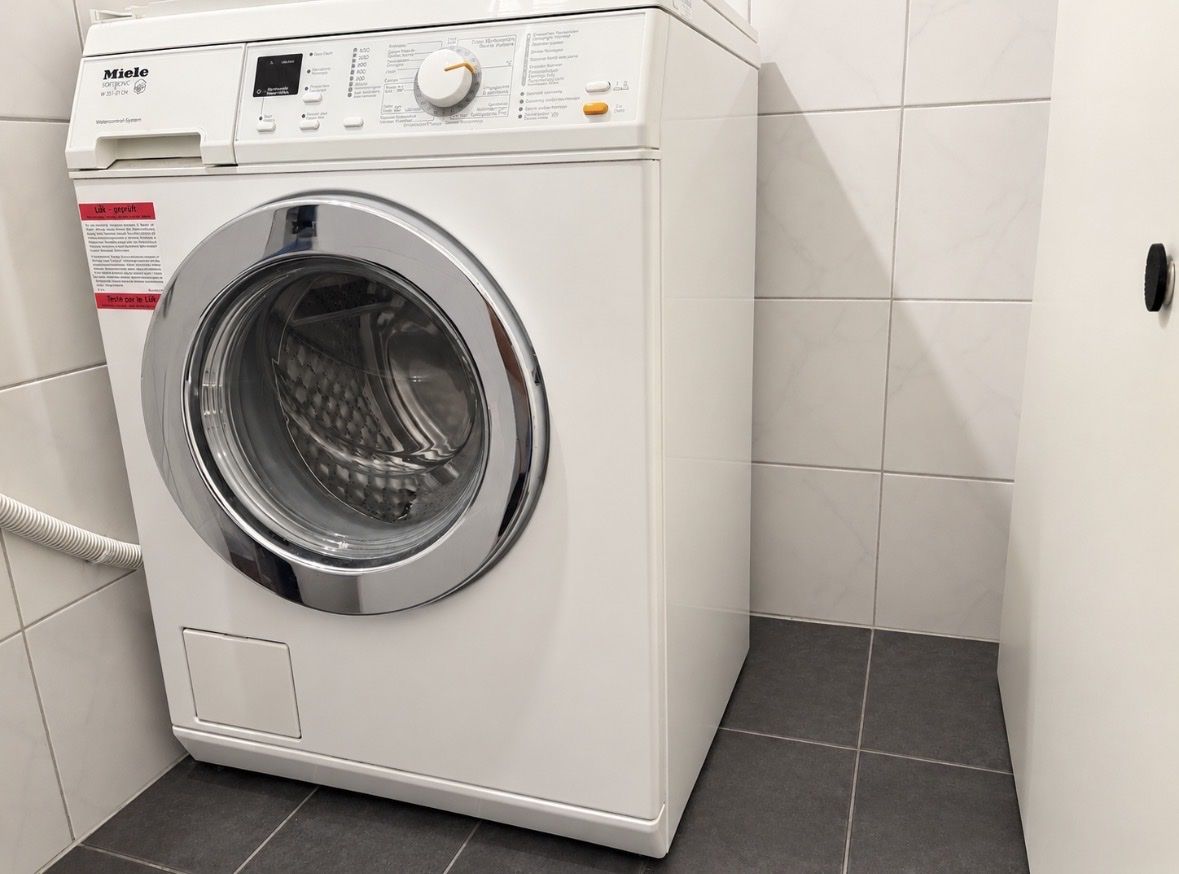 Miele Machines à laver: Machine à laver  – D'occasion à Bulle par cam_5rnz
