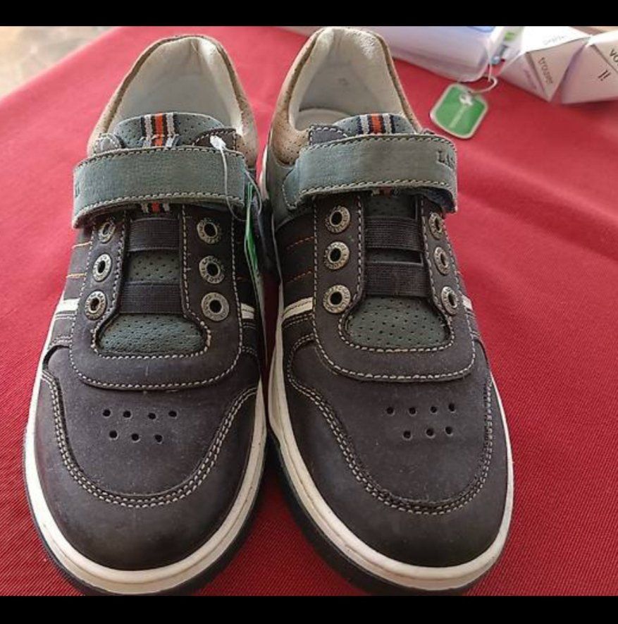 Scarpe per ragazzi: Lederschuhe Gr. 35 – Usato da Laupersdorf venduto da sebel2007