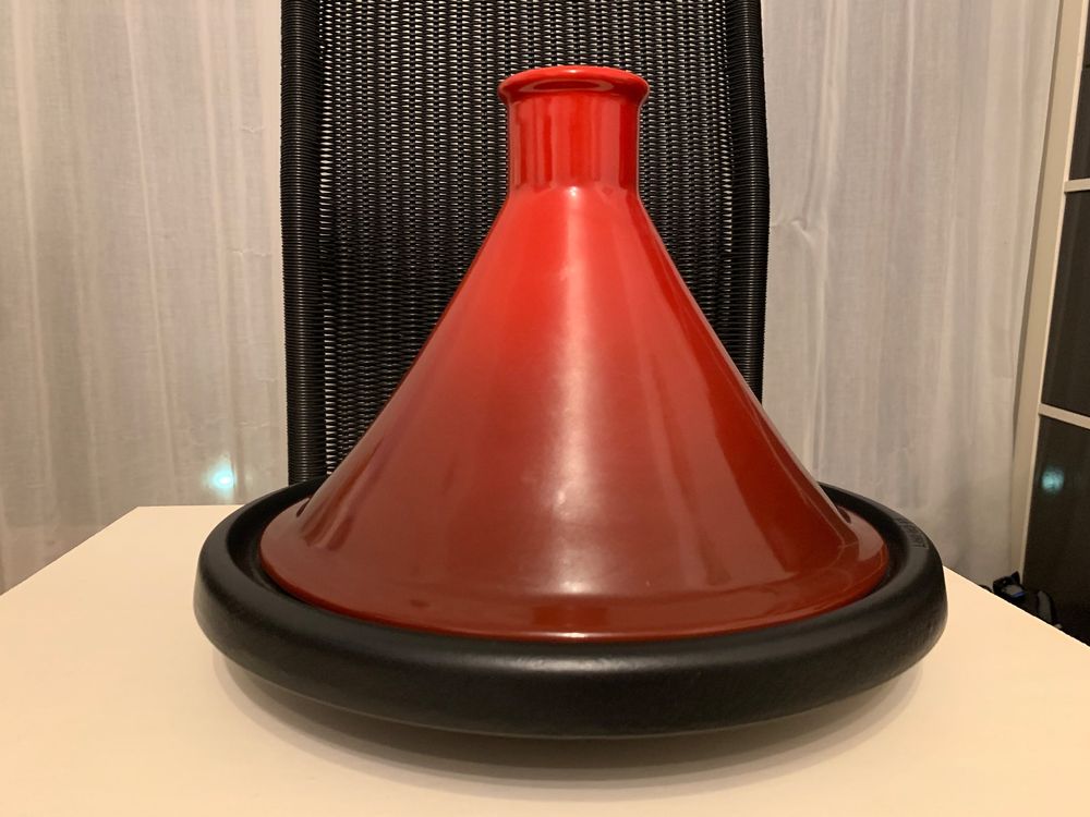 Le Creuset Tagine / Tajine aus Gusseisen und Steinzeug Kaufen auf Ricardo