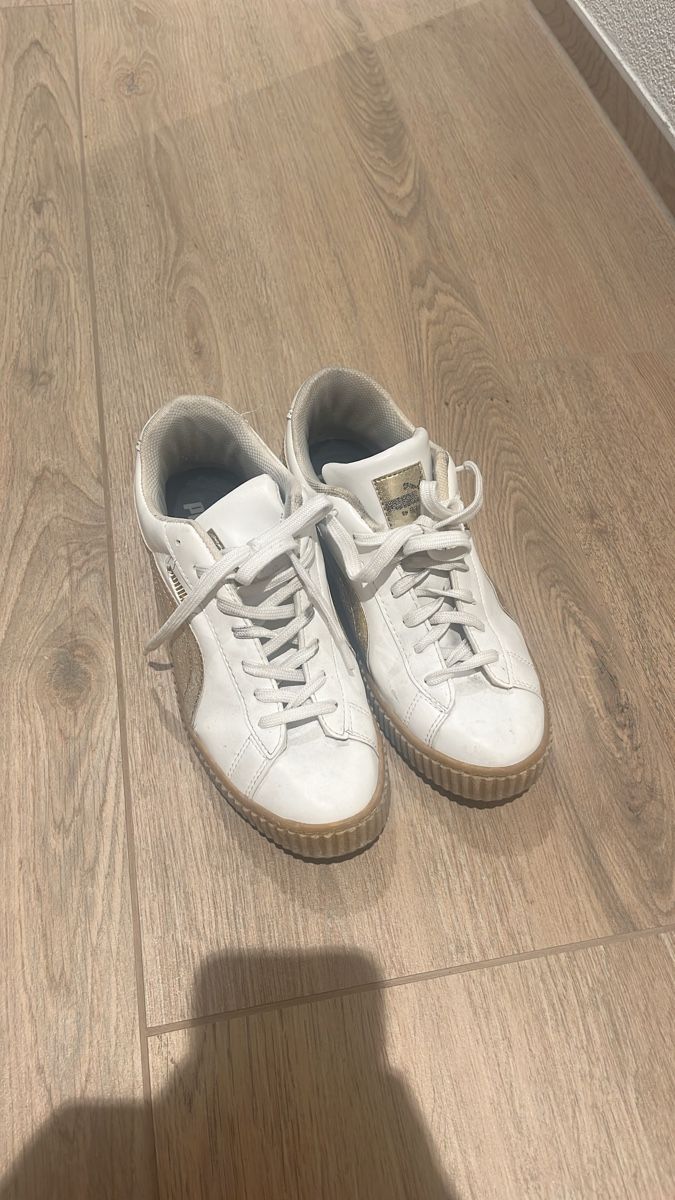 Scarpe da uomo: Weisse Sneaker  – Usato da Bachenbülach venduto da sam_x8rt
