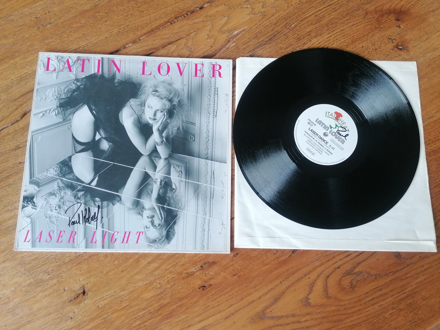 Schallplatten: Latin Lover – Laser Light – Gebraucht aus Emmenbrücke von Dickens