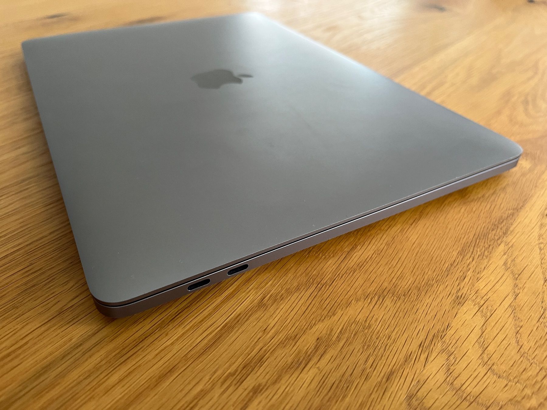 Apple Notebook: MacBook Pro mit Touch-Bar 13-inch, 2017, – Usato da Appenzell venduto da Anchara 5