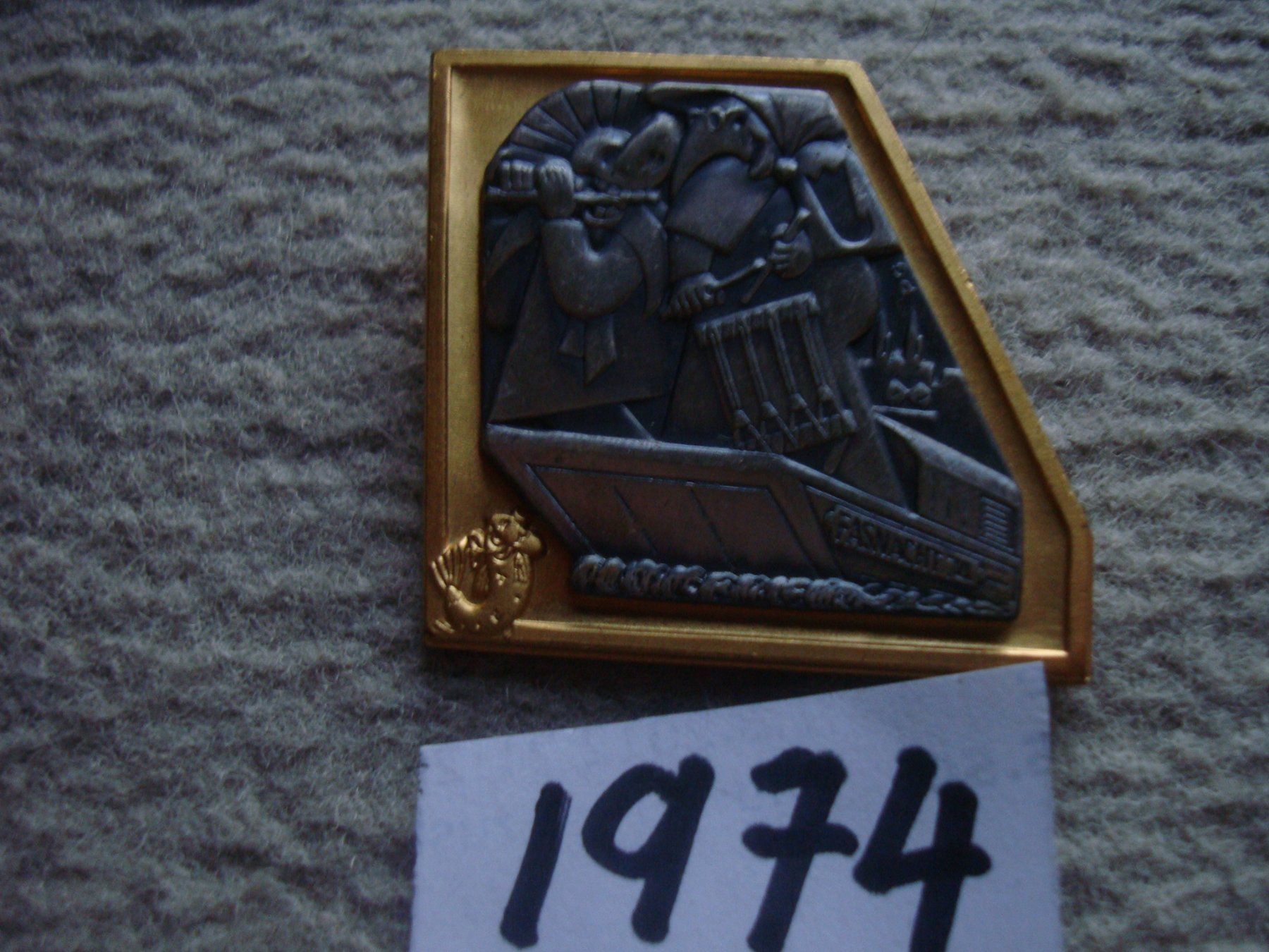 Placchette & Badge: Basler  Plakette 1974 Gold – Usato da Arlesheim venduto da printz01