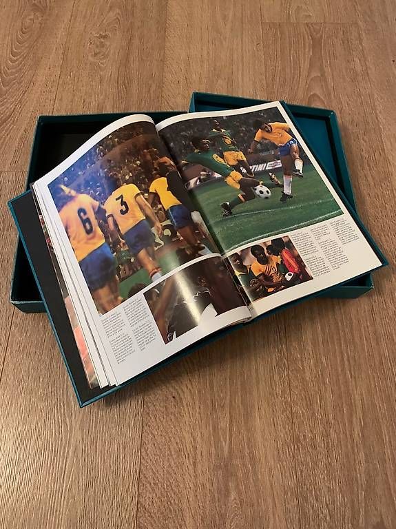 Libri: FIFA World Cup 74 – Usato da Gordola venduto da Lokimaster 2