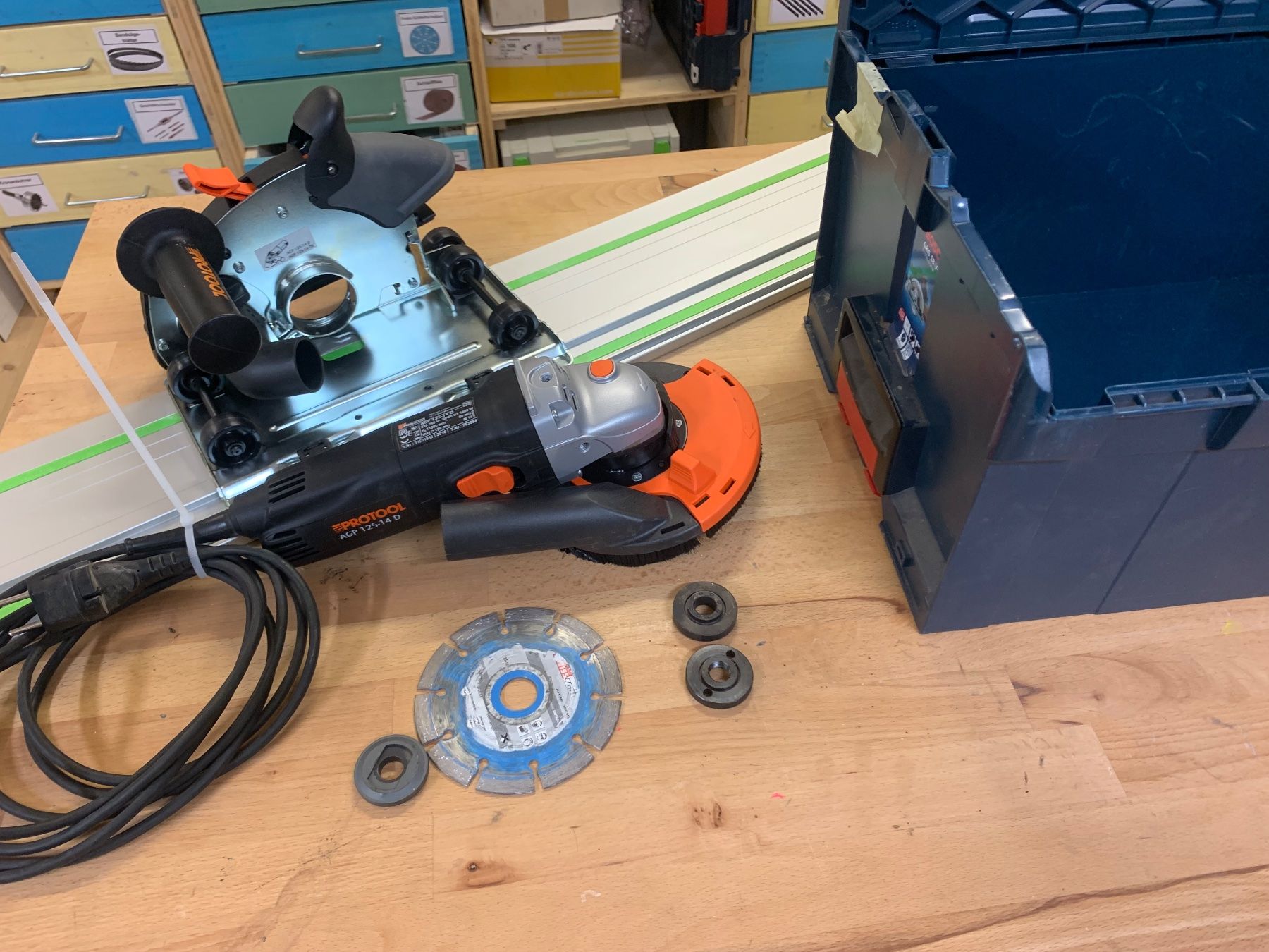 Tutte le macchine: Festool, Protool betonschleifmaschine, diamanttrennsystem – Usato da Utzenstorf venduto da liq_qw72