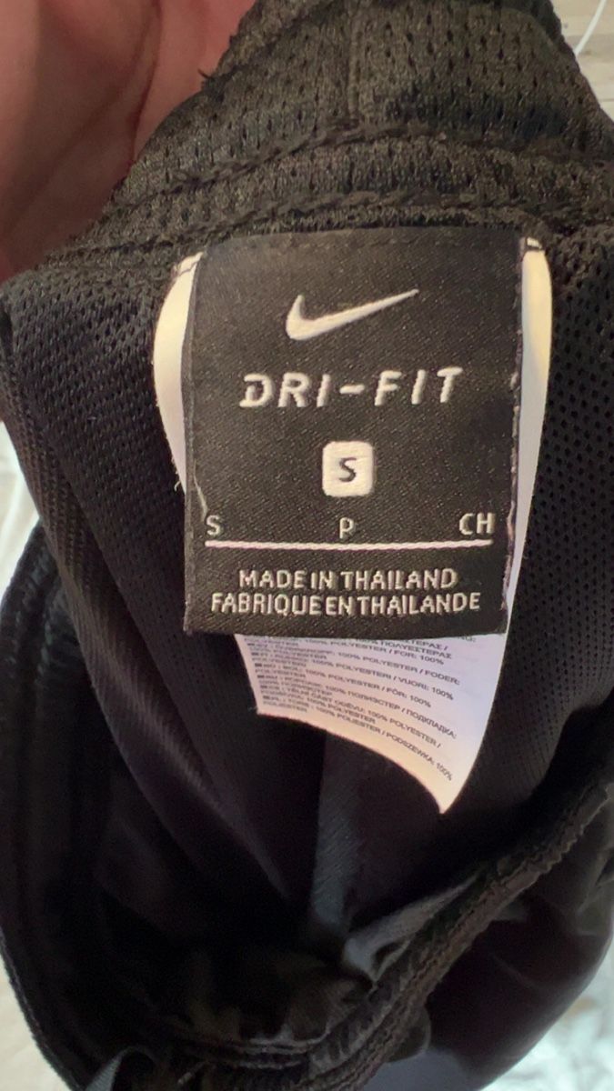Nike Pantalons: nike jogginghose – Neuf (Voir description) à St. Margrethen SG par swiss_secondhand 2