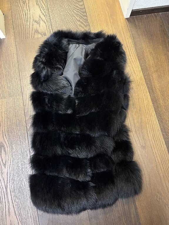 Gilet & Giacche senza maniche: Gilet volpe nera – Usato da Breganzona venduto da fra_8kfy 1