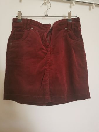 Damen Minirock aus Cord dunkelrot guter Zustand