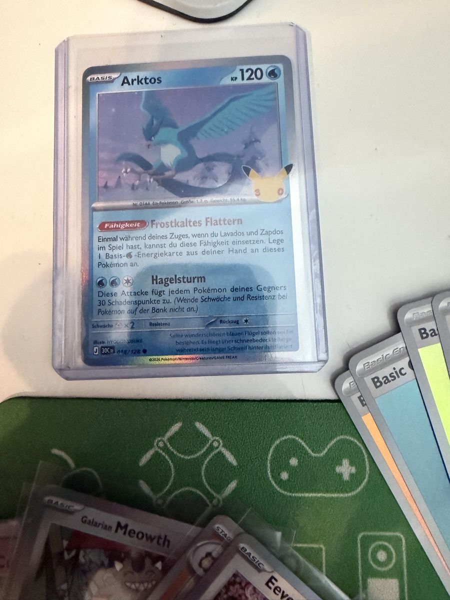 Pokémon Sammelbilder & Trading cards: 30th Anniversary Gemischt EN/DE – Gebraucht aus Lenzburg von cream_scream 3