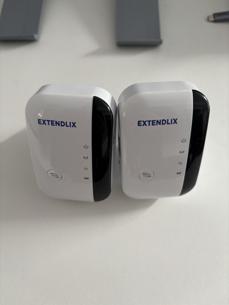 Wlan: Répéteur Wi-Fi Extendlix – Gebraucht aus Vuadens von chr_wf8g