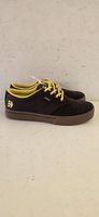Chaussures NEUVES enfant  Etnies, taille 33