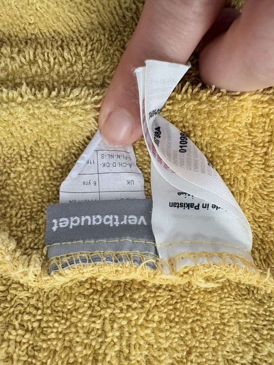 Bademäntel: Vertbaudet Kinder Bademantel mit Kapuze – Gebraucht aus Jona von linda8301 1