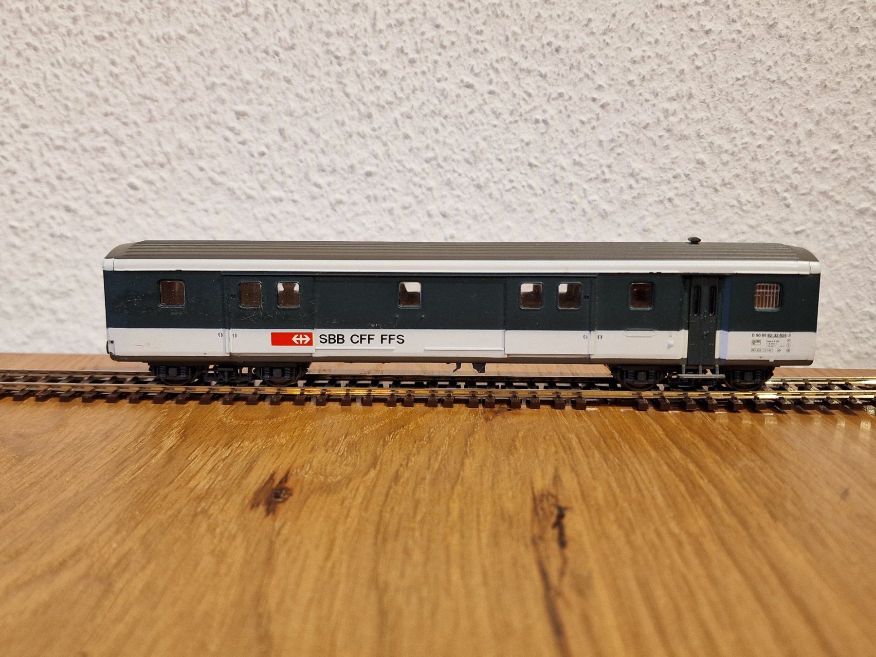 Roco Trains électriques: SBB Gepäckwagen H0 – D'occasion à Matten b. Interlaken par lor_hr9w 1
