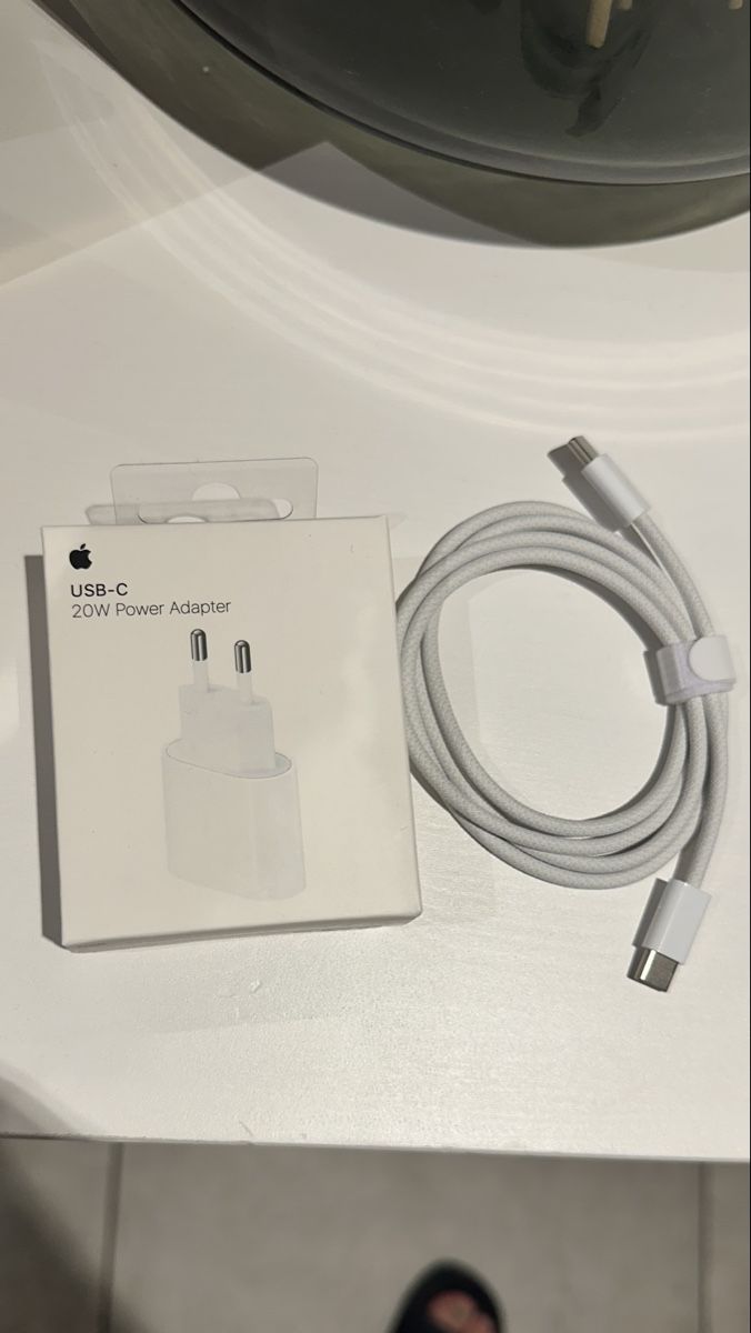 Apple Caricabatterie: Apple 15+16 USB-C Ladegerät + Kabel NEU – Nuovo e nell'imballaggio originale da Wohlen AG venduto da OnlineMarket55