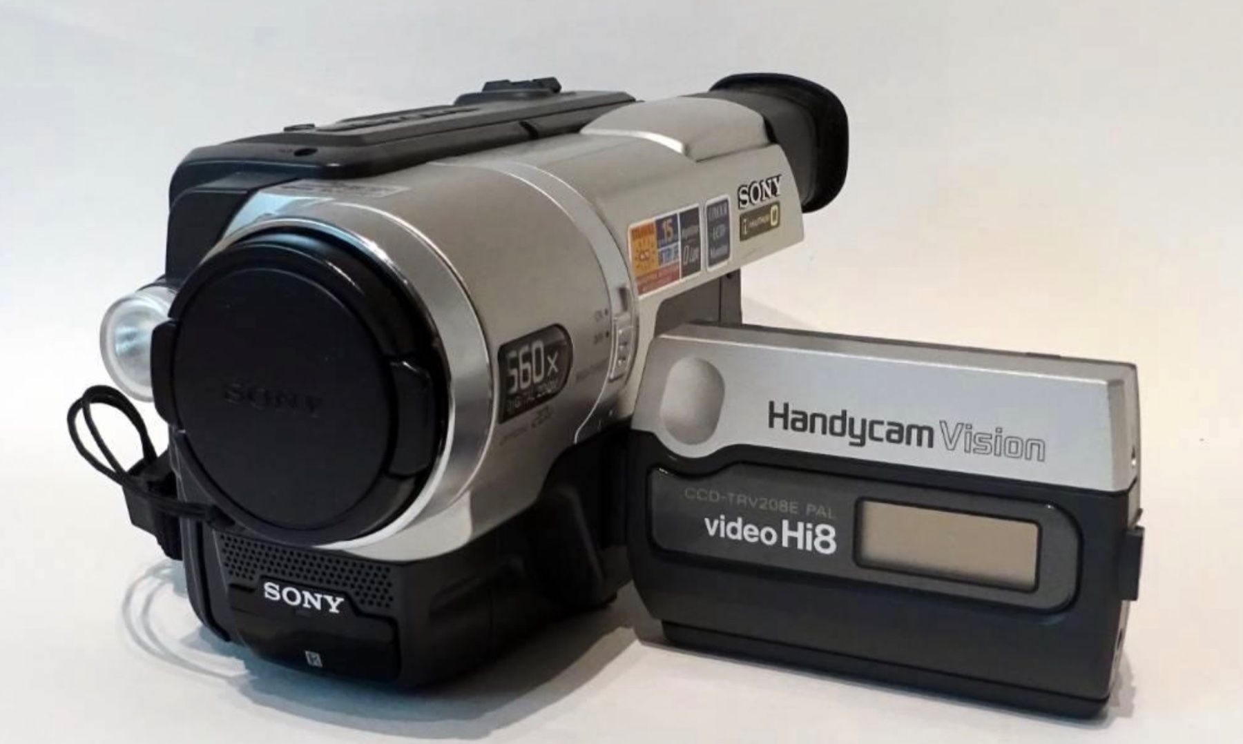 Sony Videocamere: sony Hi8 Videokamera , Camcorder – Usato da Altnau venduto da mar_kfk2