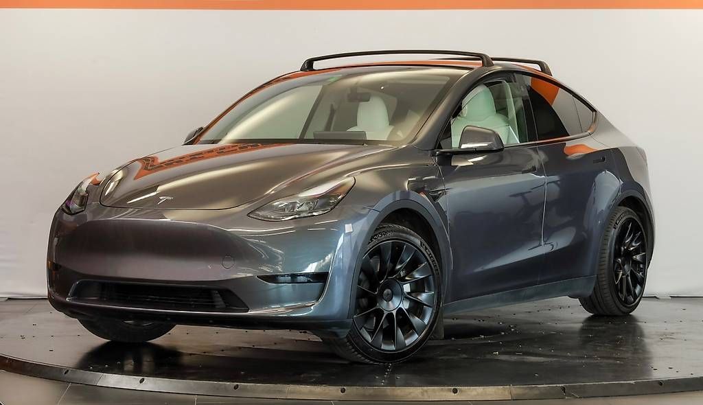 Autos: Tesla Model Y RWD 2023 – Gebraucht aus Basel von mch_t2hl