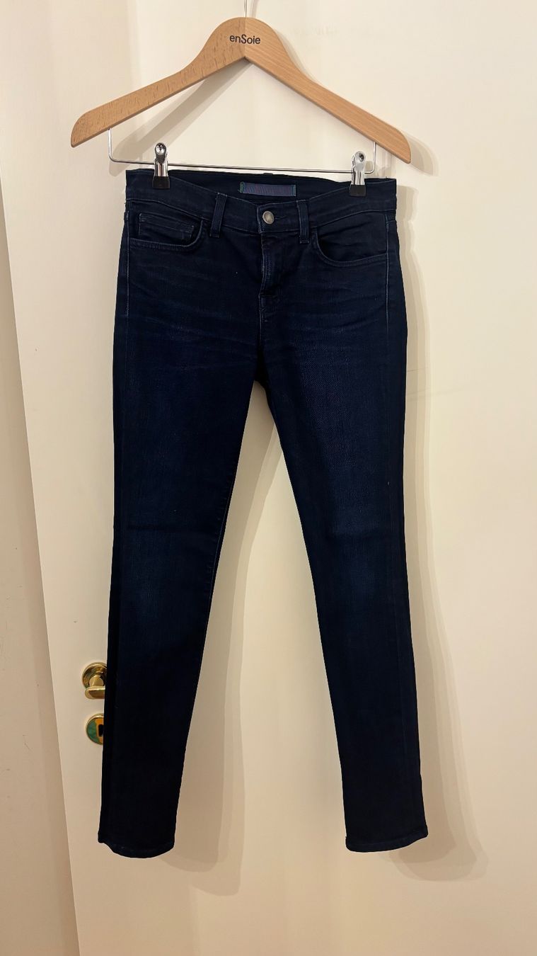 Jeans: JBrand Jeans – Usato da Uitikon Waldegg venduto da Thefateofophelia