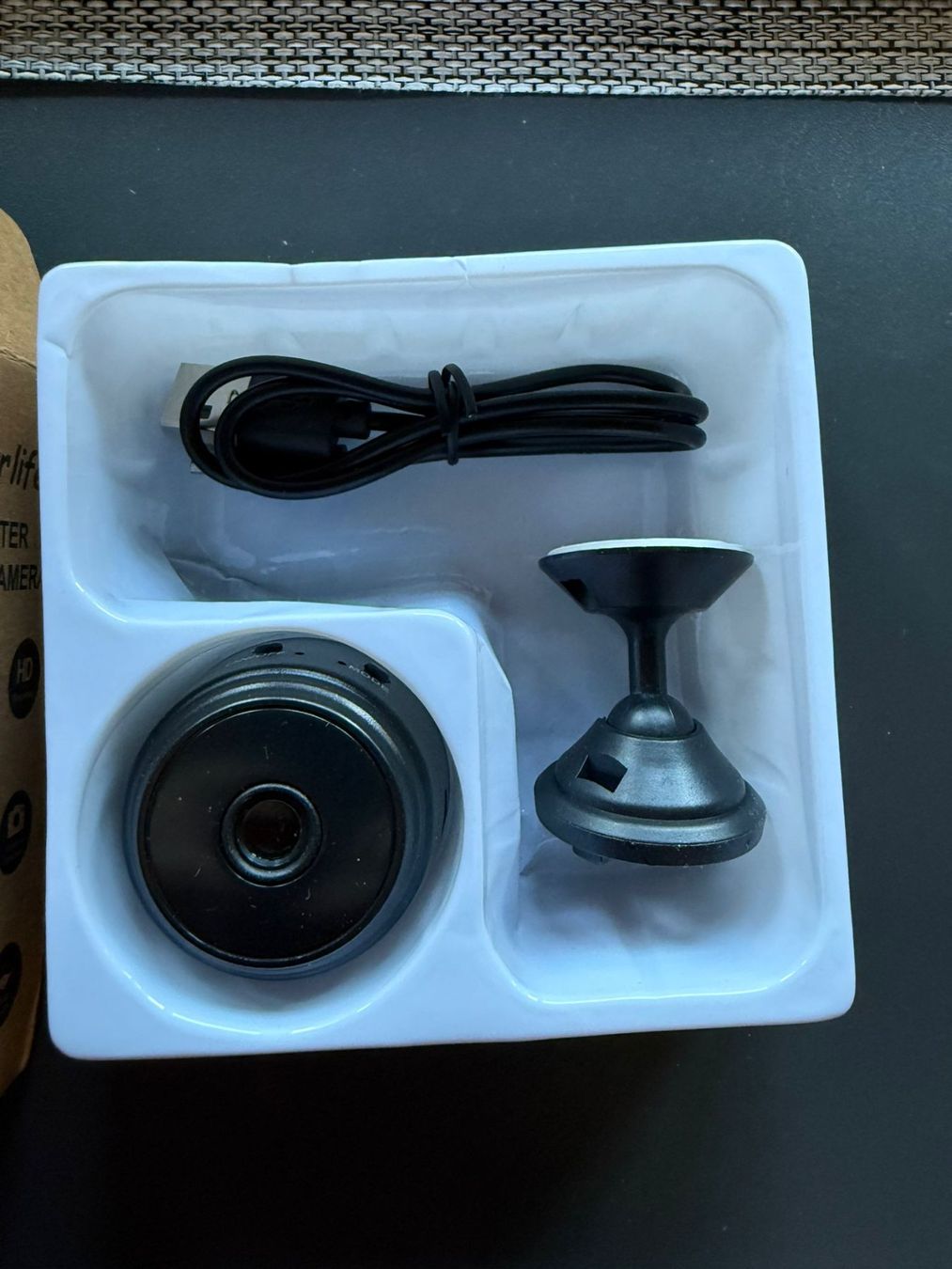 Fotocamera: Eine kleine Kamera – Nuovo e nell'imballaggio originale da Zweisimmen venduto da KoBo88 1