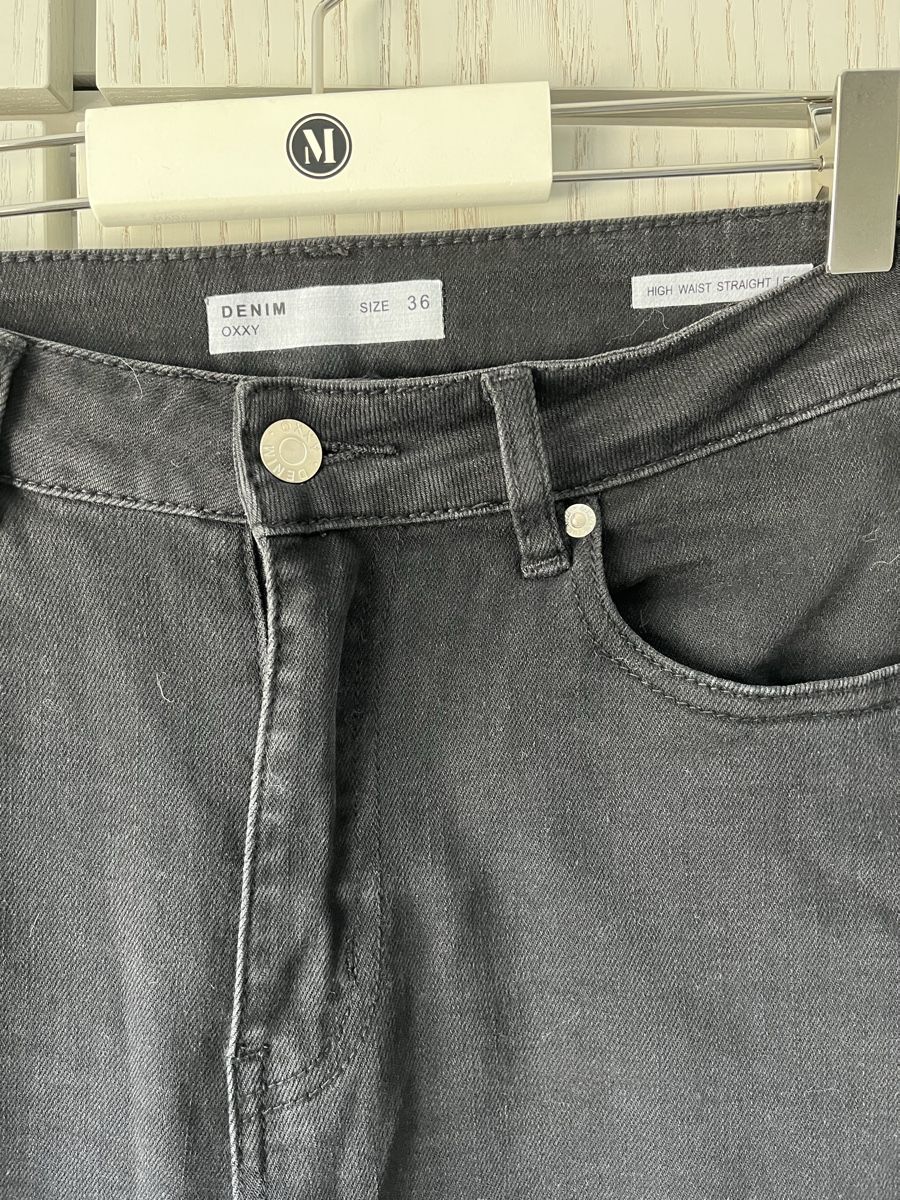Jeans: Schwarze JeansDenim Gr. 36 – Neuf (Voir description) à Wermatswil par -secondchance- 2