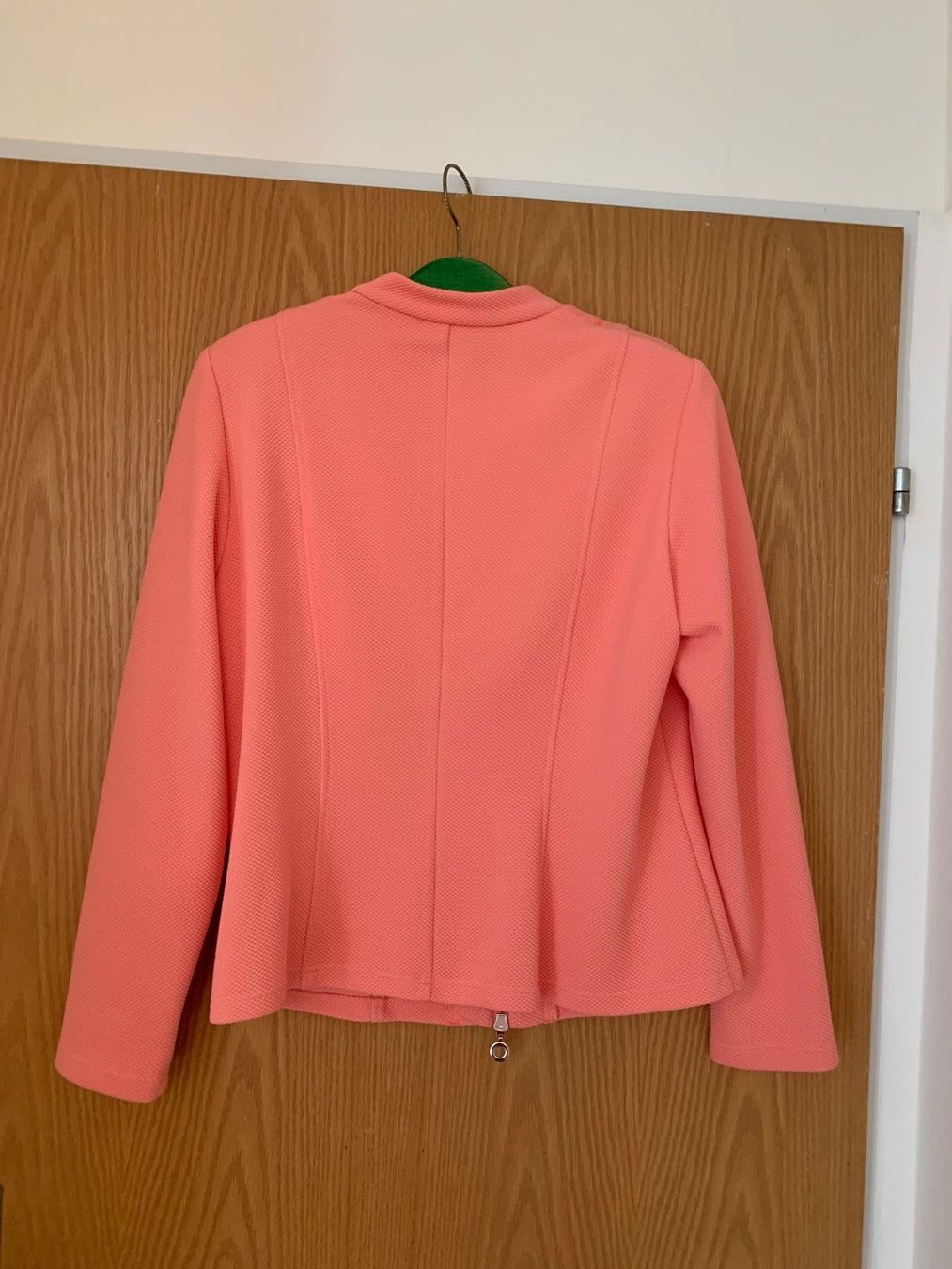 Vestes: Damen Jersey Jacke,  Grösse 44, lachsfarbig – Neuf (Voir description) à Grüsch par frifri06 1
