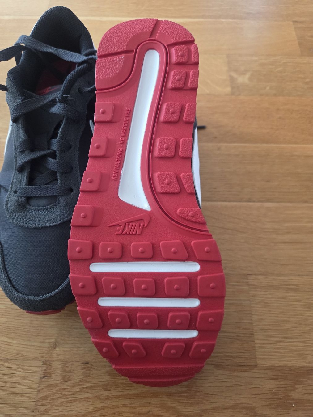 Nike Chaussures garçon: Sneakers Nike Gr 38.5 neu – Neuf (Voir description) à Port par Darialina 2