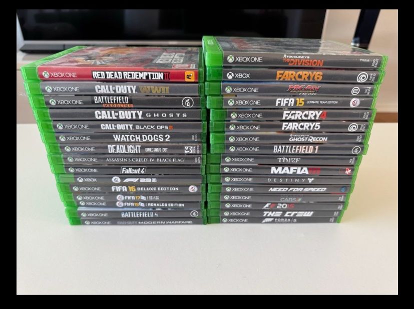 Microsoft Giochi: XBOX One Spielesammlung – Usato da Emmenbrücke venduto da Hugo_9